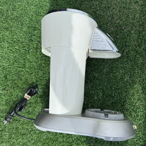 Margaritaville Frozen Margarita Maker Blender (DM0500) BASE MOTOR ONLY Tested - Picture 10 of 10